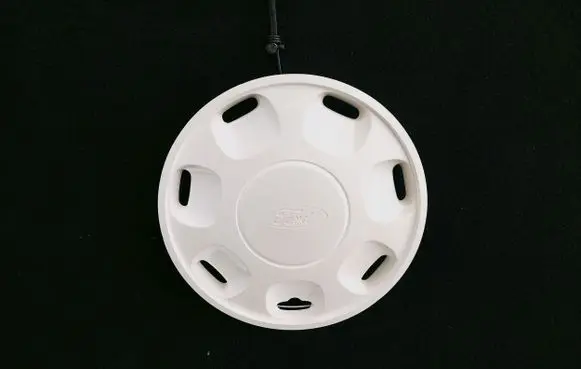Ford Escort R13 wheel hub/cap/trim 89FB1130FB 86AB1130JA