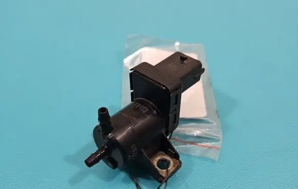 Chevrolet Captiva Turbo solenoid valve 25183381 IMPRK1508338
