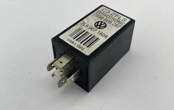 Volkswagen Touareg I Other relay 7L6907160A 7038900287 5WK11563