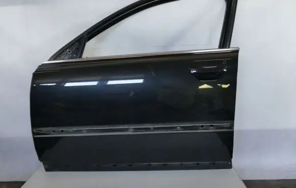 Audi A8 S8 D3 4E Front door