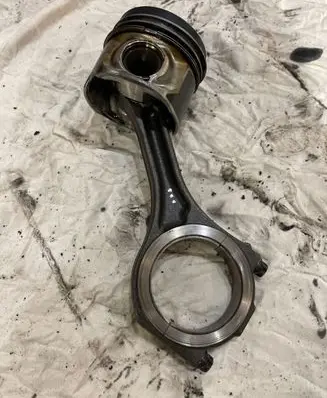 Audi A6 S6 C6 4F Piston with connecting rod