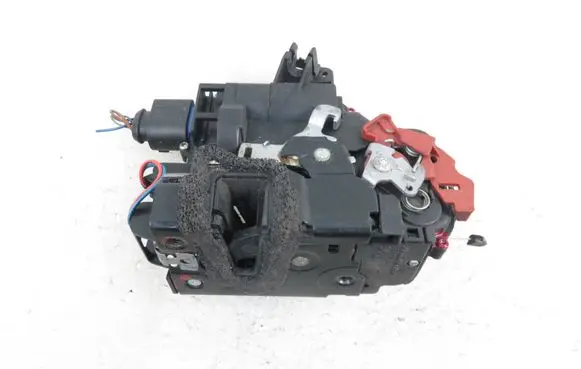 Skoda Fabia Mk2 (5J) Front door lock 