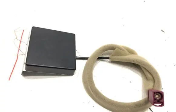 Renault Clio V Radio antenna 282125171R