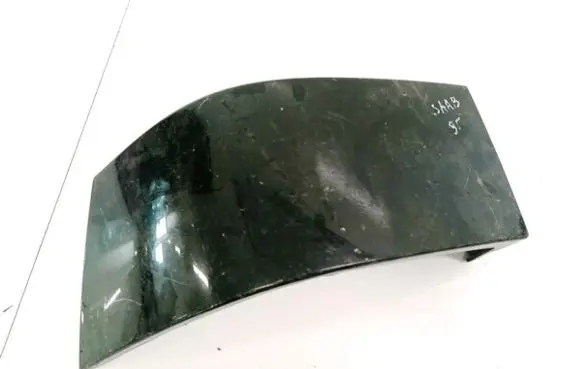 Rear/tail light trim molding