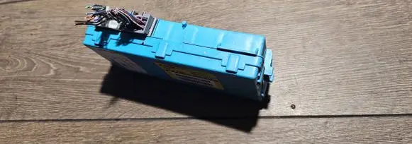 Mitsubishi Grandis Fuse module Mr587655