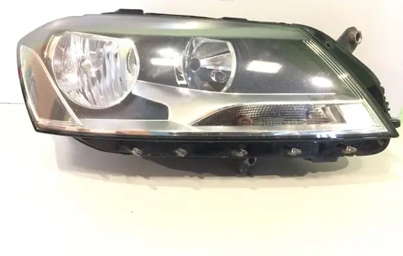 Volkswagen PASSAT B7 Headlight/headlamp 3AC941006
