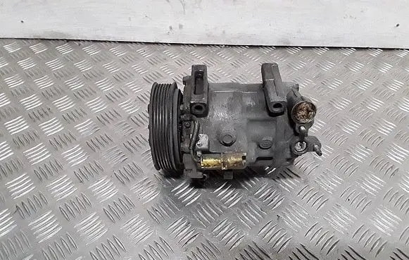 Peugeot 407 Air conditioning (A/C) compressor (pump) 9656572680