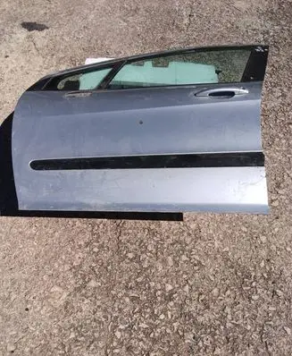 Peugeot 308 Front door