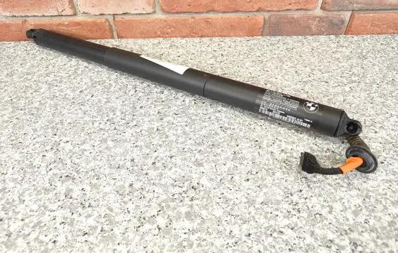 BMW X1 F48 F49 Tailgate/trunk strut/damper 9482962