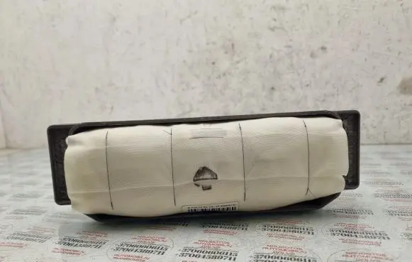 Audi A6 S6 C6 4F Passenger airbag 4F2880204F