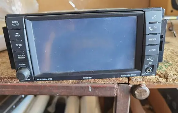 Dodge Journey Radio/CD/DVD/GPS head unit 5064761AC T00SE236701442