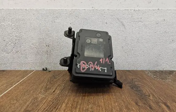 Volkswagen Jetta VI ABS Pump 1K0614517DG 25021217674
