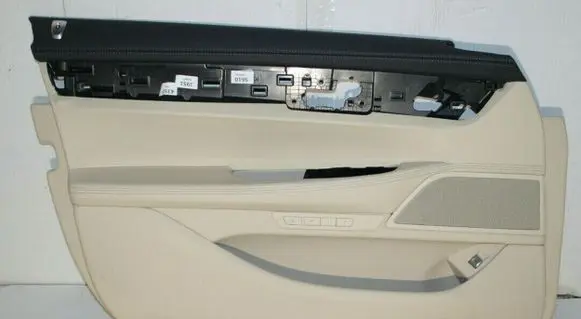 BMW 7 G11 G12 Front door card panel trim