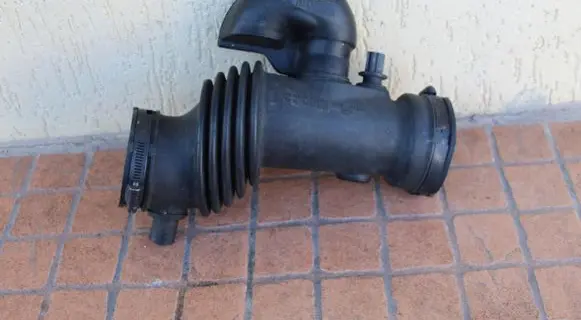 Jaguar S-Type Air intake hose/pipe XR8U-9F805AB