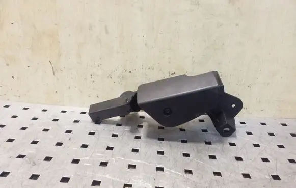 BMW X5 E70 Engine bonnet (hood) release handle 71485221
