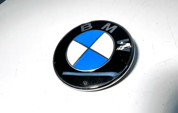 BMW 3 F30 F35 F31 Manufacturer badge logo/emblem 8219237