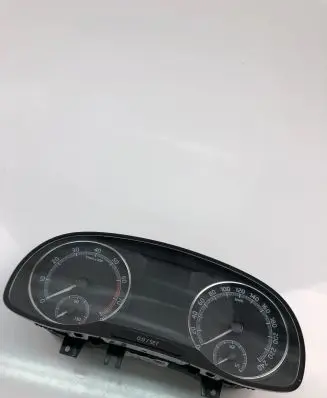 Skoda Fabia Mk3 (NJ) Speedometer (instrument cluster) 6V0920740D