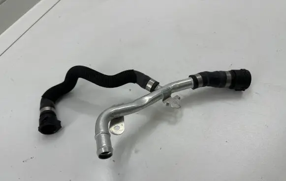 BMW 1 F20 F21 Engine coolant pipe/hose 17127648187