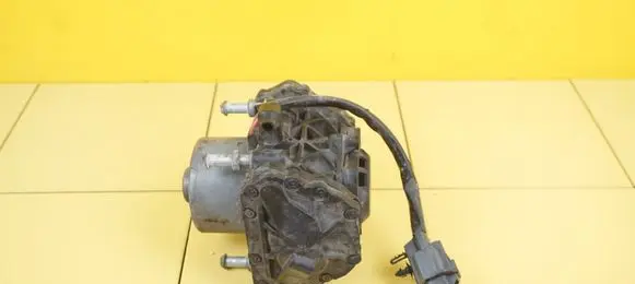Ford Mondeo MK V Vacuum pump 2HTR14