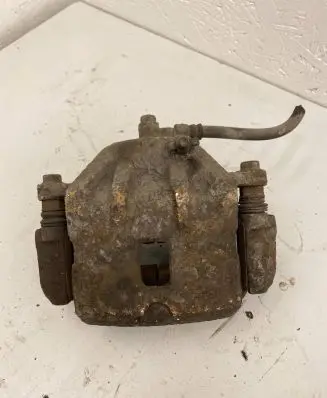 Hyundai Tucson JM Front brake caliper