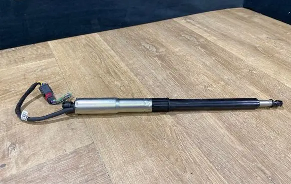 Land Rover Discovery 5 Tailgate/trunk strut/damper HY32444A32AC 26062019