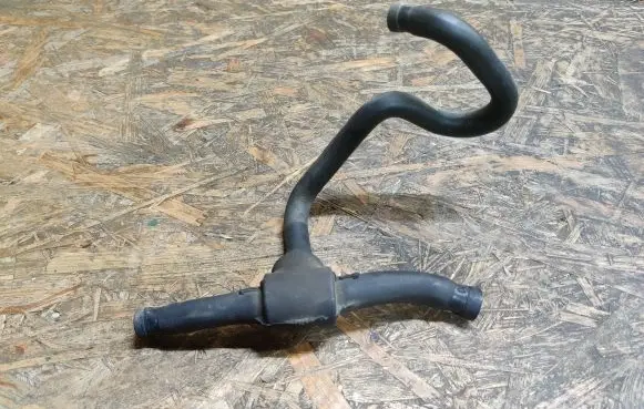 Mercedes-Benz S W140 Engine coolant pipe/hose 1408321794