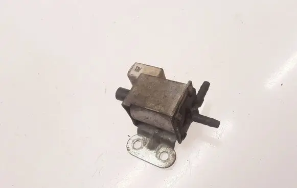 Volvo S40, V40 Turbo solenoid valve 72159302