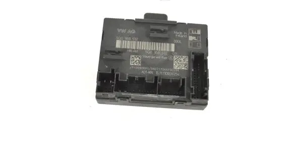 Audi A3 S3 8V Door control unit/module 5Q0959592