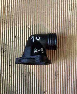 BMW 5 E39 Thermostat housing 2244828