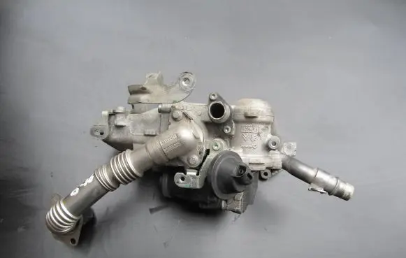 Peugeot 208 EGR valve 50563903 302330003414