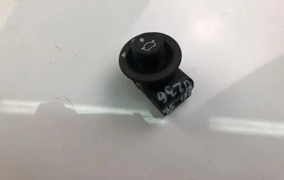 Ford Fusion Wing mirror switch 93BG17B676BA