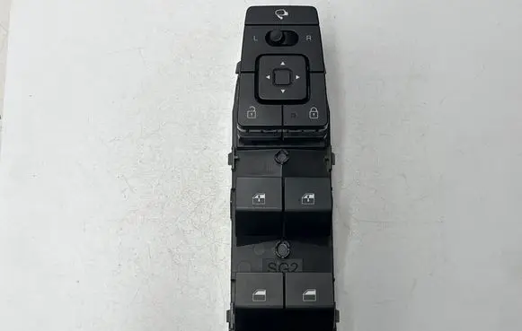 KIA Niro Electric window control switch 93571AT370 SANGD1A497A