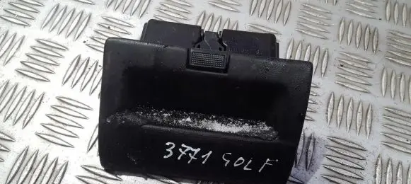 Car ashtray