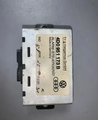 Audi A4 S4 B5 8D Other control units/modules 4D0951173B