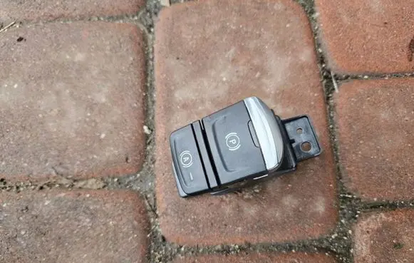 Renault Zoe Hand parking brake switch 251752075R