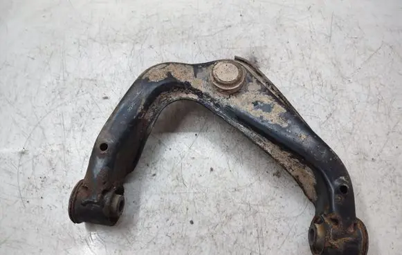 Nissan Pathfinder R51 Front control arm