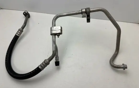 Ford Mustang VI Air conditioning (A/C) pipe/hose FR3B19A705AA