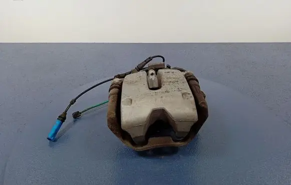 BMW 5 G30 G31 Rear brake caliper