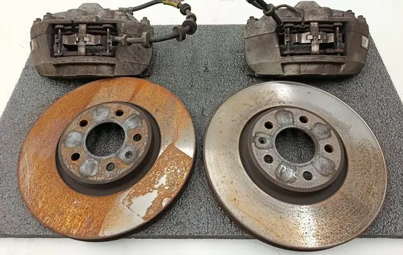 Audi Q5 SQ5 Brake discs and calipers set 8R0615105BC 8R0615106BC