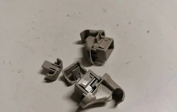 Subaru Outback (BS) Sun visor clip/hook/bracket 