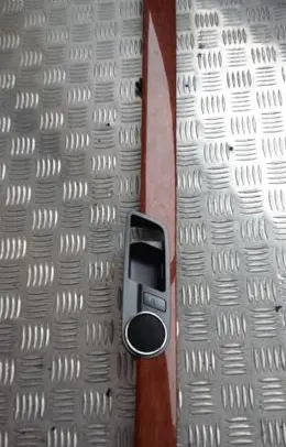 Volkswagen Phaeton Other interior part 3d4867101f