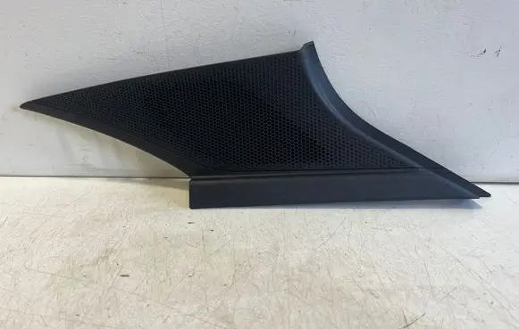 Porsche Taycan 9J1 (C) pillar trim 9J0867288