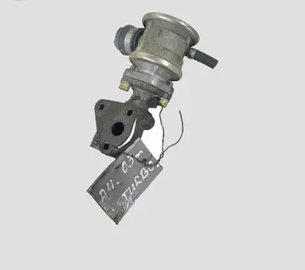 Audi A4 S4 B6 8E 8H EGR valve 06B13817E