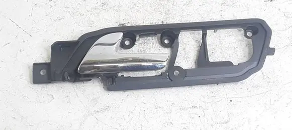 Volkswagen Polo Front door interior handle 601837173B