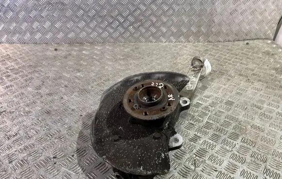 Mercedes-Benz GLE AMG (W166 - C292) Front wheel hub 16609