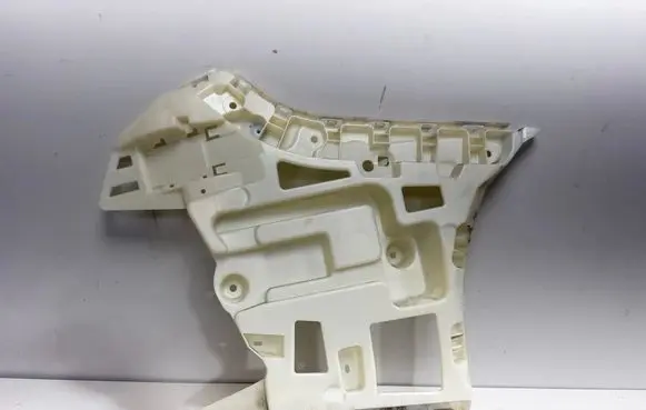 BMW i4 Rear bumper mounting bracket 8078586