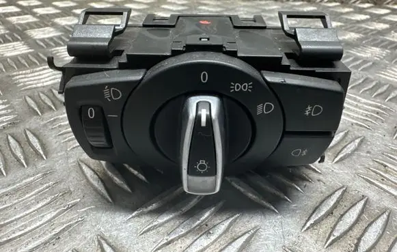 BMW X1 E84 Light switch 9169405 33600112 20711682221