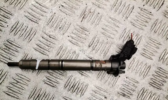 Audi A4 S4 B8 8K Fuel injector 0986435