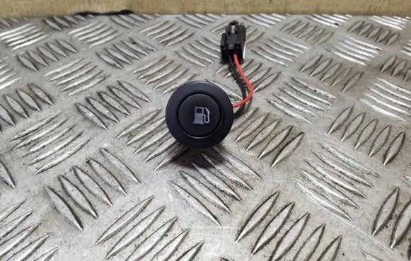 KIA Sorento Fuel tank opening switch 935552P000