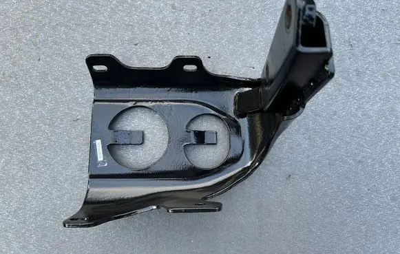 Nissan Patrol Y60 Bumper support mounting bracket corner 6221006J00